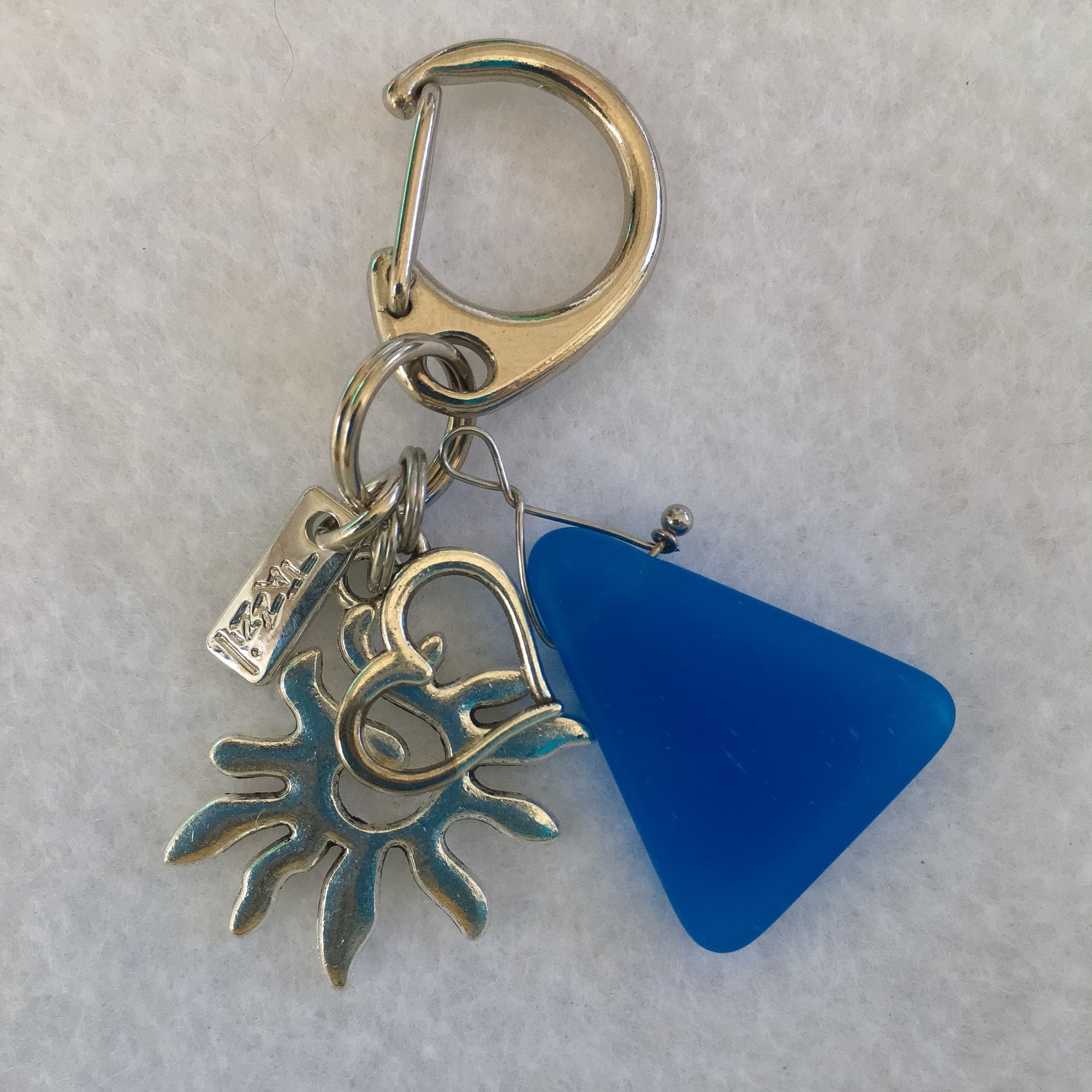 Handy, Geldbörse Charme, Rucksack-Charme - Individuelle Reize | Sie Wählen 2 Und Kraft Objekt | Kobaltblaues Glas von TazzilStore