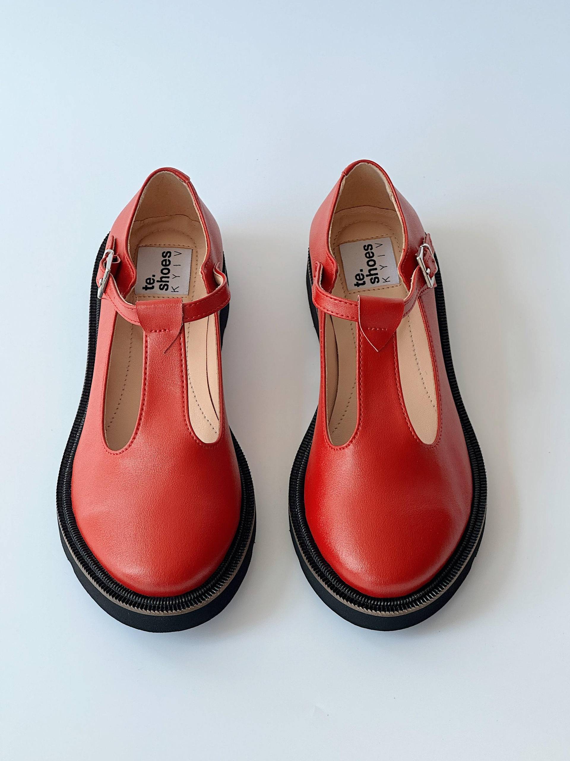 Rote Kunstleder Mary Janes Schuhe, Flache Sommerschuhe von TeShoes