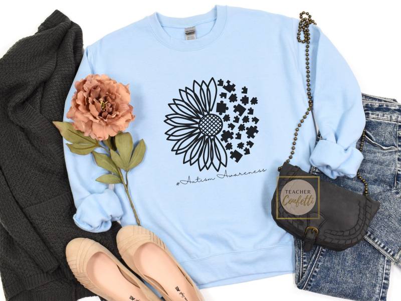 Autismus Bewusstsein Rundhalsausschnitt/Sweatshirt Für Frauen Floral Puzzle Pullover von TeacherConfetti