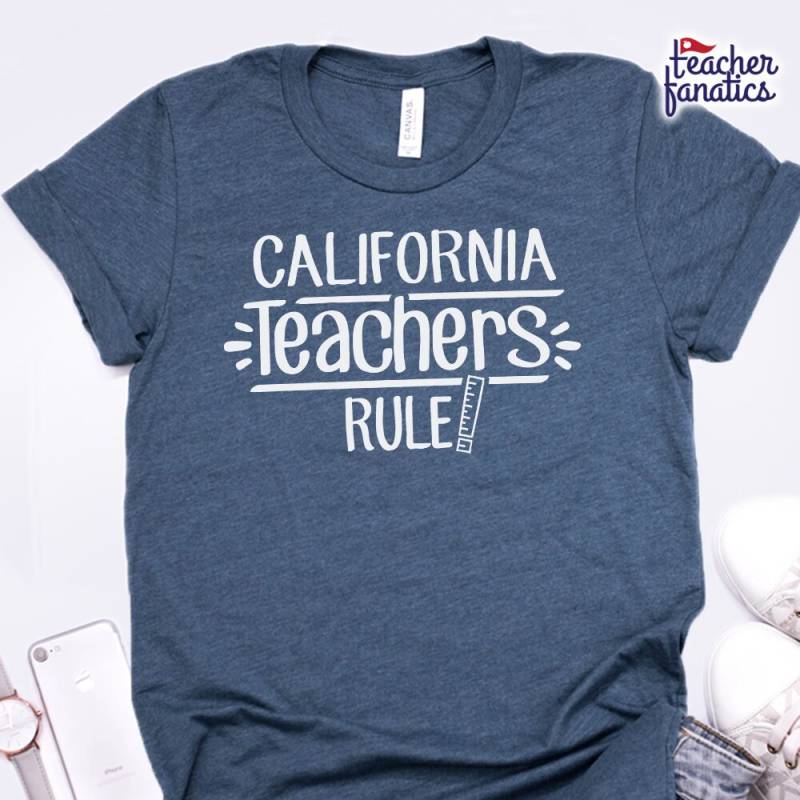California Teachers Rule School Spirit Shirt - Lustiges State Team T Neue Schüler Erzieher, Zukünftige Ausbilder, Nationale Bildungskonferenzen California Teachers Rule School Spirit Shirt - Lustiges State Team T Neue Schüler Erzieher, Zukünftige Ausbilder, Nationale Bildungskonferenzen von TeacherFanatics