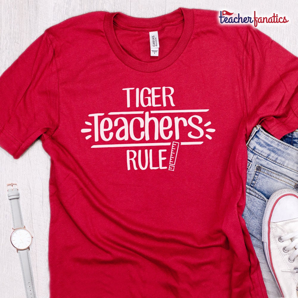 Tiger Teacher Rule School Spirit Shirt - Lustiges Maskottchen Team Geschenk Für Neue Lehrer, Zukünftige Ausbilder Tiger Teacher Rule School Spirit Shirt - Lustiges Maskottchen Team Geschenk Für Neue Lehrer, Zukünftige Ausbilder von TeacherFanatics