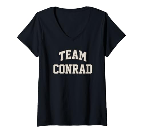 Damen Team Conrad Cute Rivalry Grafik im Küstenstil T-Shirt mit V-Ausschnitt Damen Team Conrad Cute Rivalry Grafik im Küstenstil T-Shirt mit V-Ausschnitt von Team Conrad Apparel