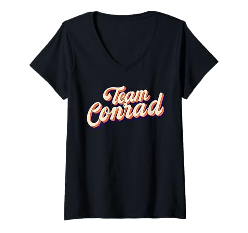 Damen Team Conrad Retro Groovy T-Shirt mit V-Ausschnitt von Team Conrad Retro Groovy