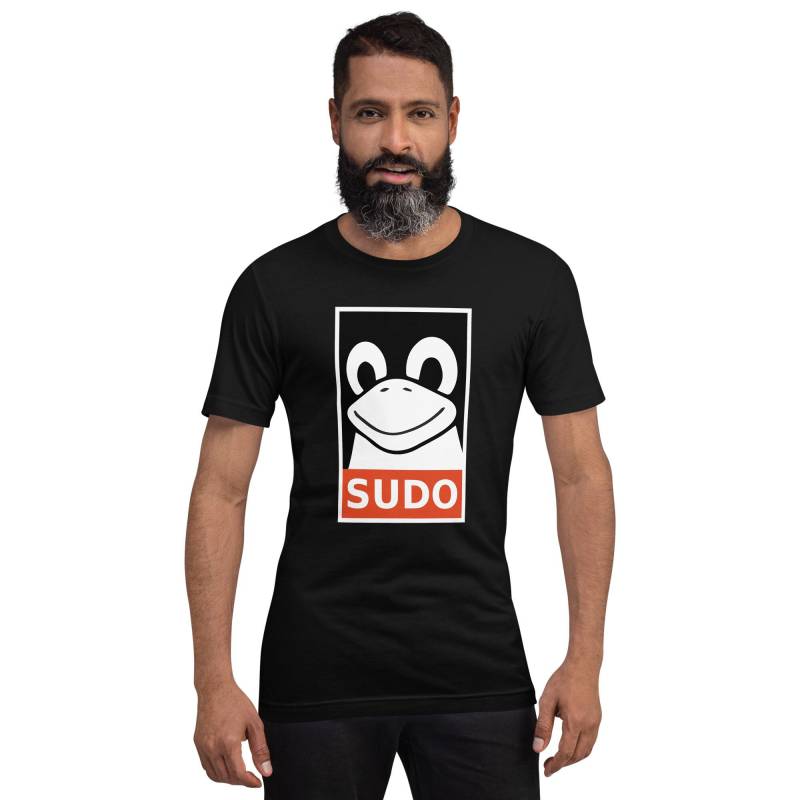 Sudo Ft. Tux - Linux T-Shirt | Dark Mode | The Obey Shirt Für Power User Programmierer Geschenk von TechLoveTees