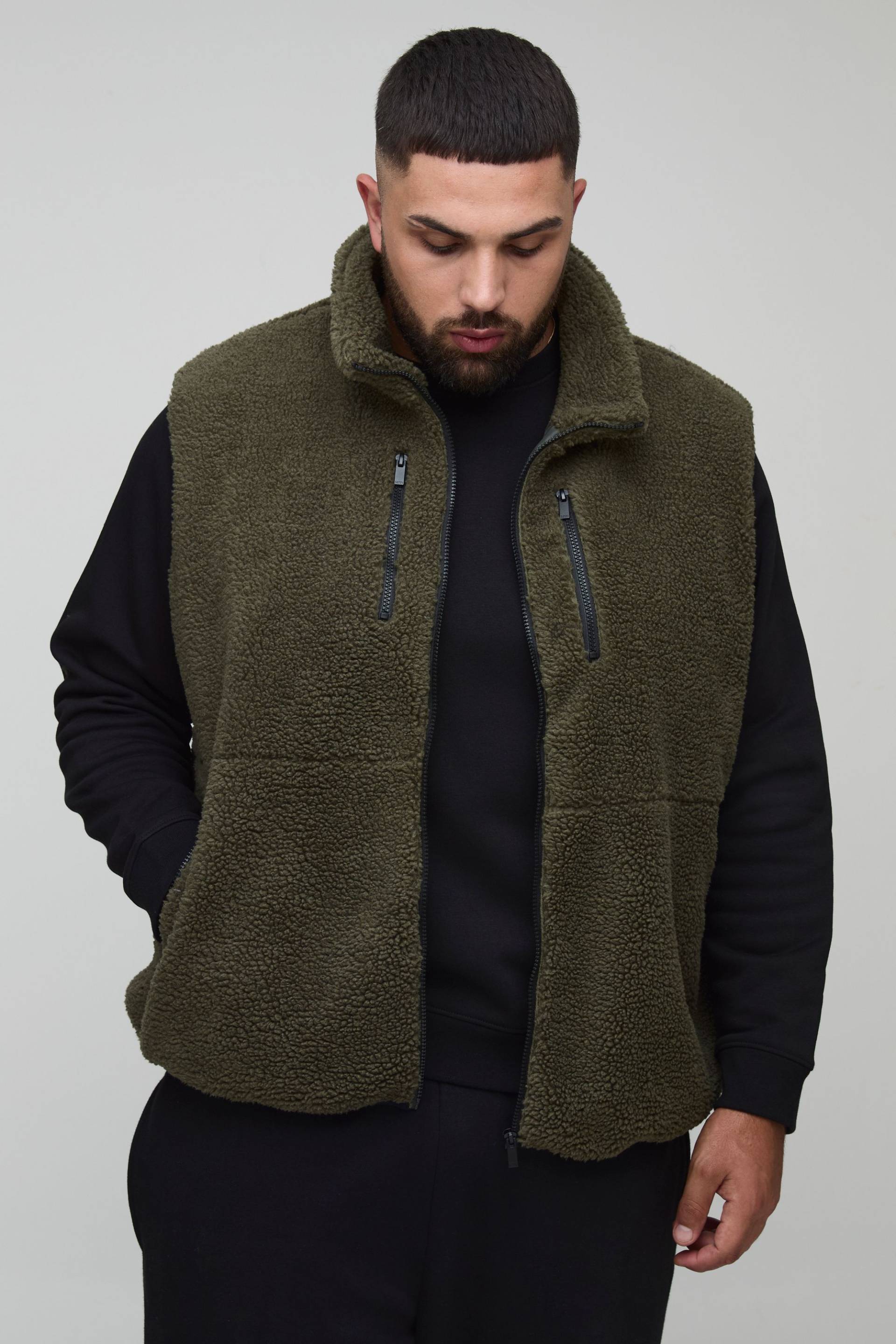 Plus Oversized Borg Zip Through Technical Gilet - Khaki - 2Xl, Khaki von Technic