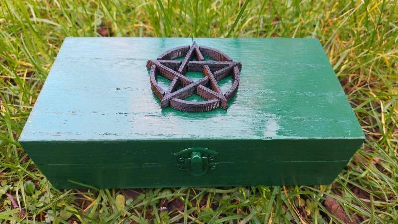 Handgemachte Holzschmuck/Organizer Box Mit 3D Schwarzem Acryl Pentagramm Pagan Wikinger Symbole Reise von TedyCreations