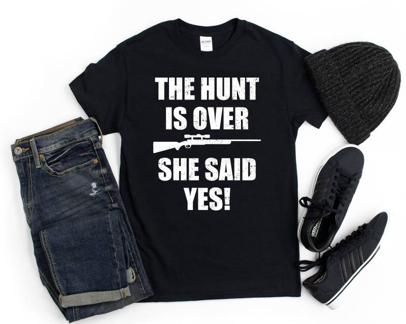 Jagd Verlobung/Shirt Verlobungsgeschenk Verlobter Mann Jagd Verlobung/Shirt Verlobungsgeschenk Verlobter Mann von TeeShirtSeason