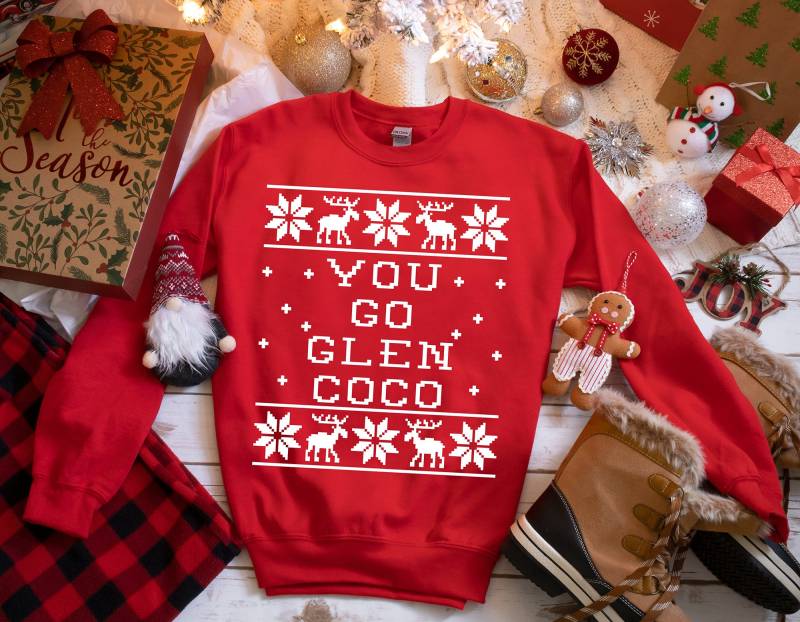 You Go Glen Coco Unisex Ugly Christmas Sweatshirt - Mean Girls von TeeSpiral