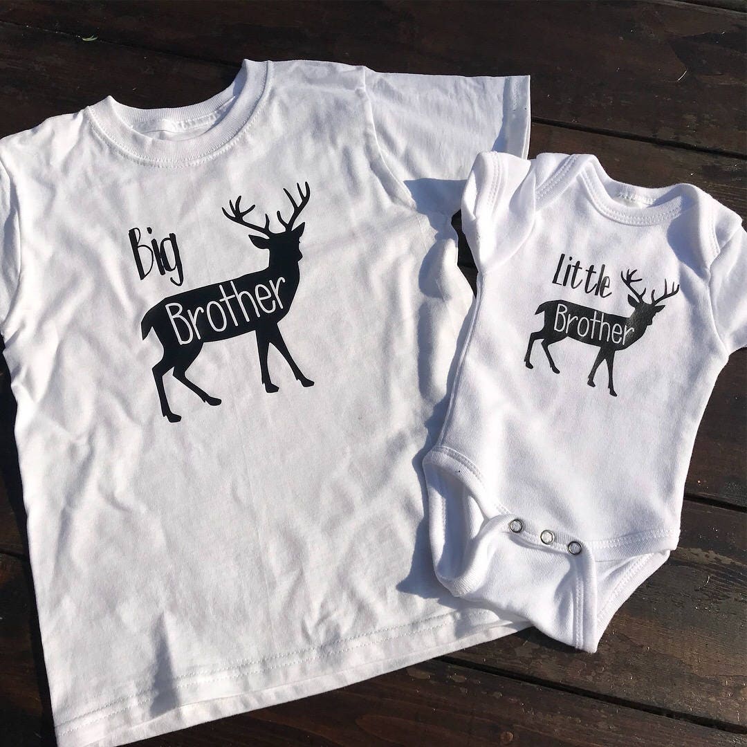 Großer Bruder/Kleiner Shirt Set Hirsch Passende Geschwister Shirts Oh Jagd Neugeborenes Reh Großer Bruder/Kleiner Shirt Set Hirsch Passende Geschwister Shirts Oh Jagd Neugeborenes Reh von TeesbyTCH