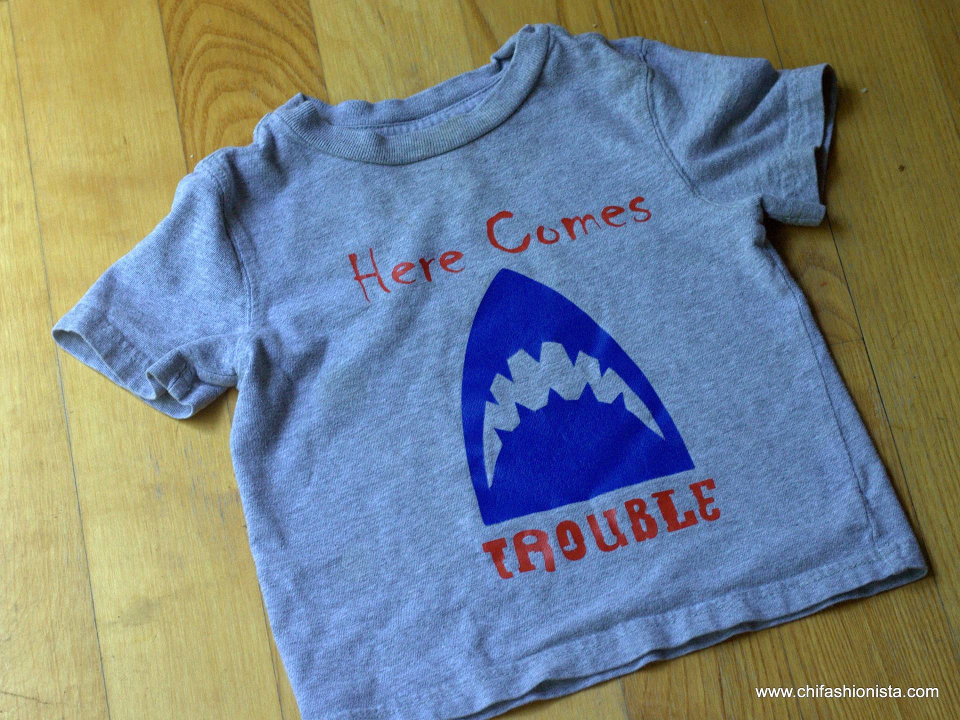 Hai Kleinkind Shirt/Woche Shirts Haie Strand Vinyl T-Shirts Trouble Maker Junge Kiefer Hai Kleinkind Shirt/Woche Shirts Haie Strand Vinyl T-Shirts Trouble Maker Junge Kiefer von TeesbyTCH