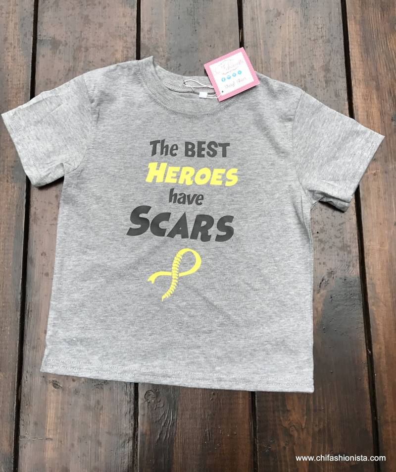 Spina Bifida Held/Bewusstsein Shirt Kid Helden Haben Narben Super Hero Spina Bifida Held/Bewusstsein Shirt Kid Helden Haben Narben Super Hero von TeesbyTCH