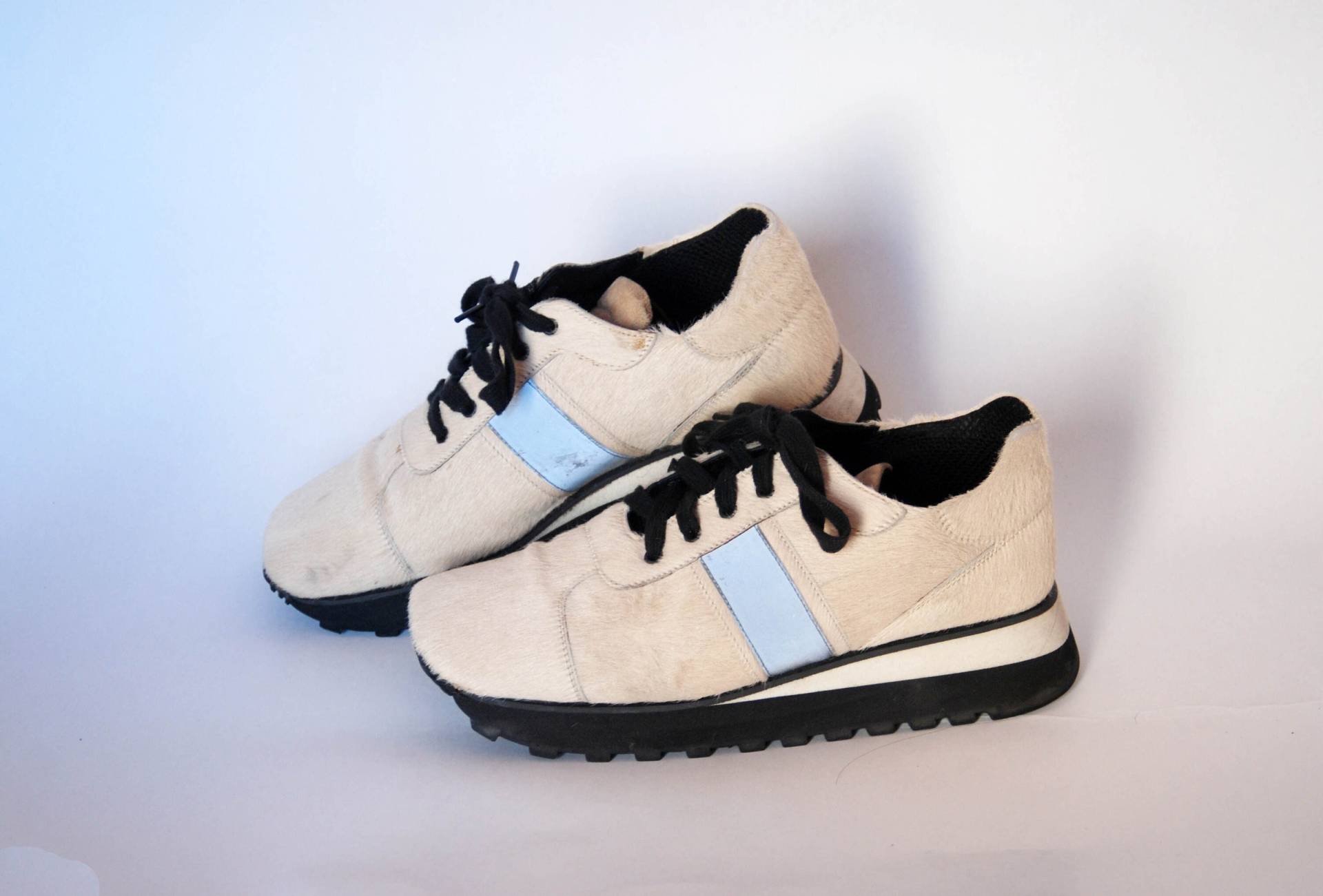 Chunky Sneakers Furry Walking Wanderschuhe Größe 37 Uk 4 Uns 6 Damen Low-Tops Freizeitschuhe Mit Fell Beige Sohle Leichtgewicht-Vibram-Sohle von Teever