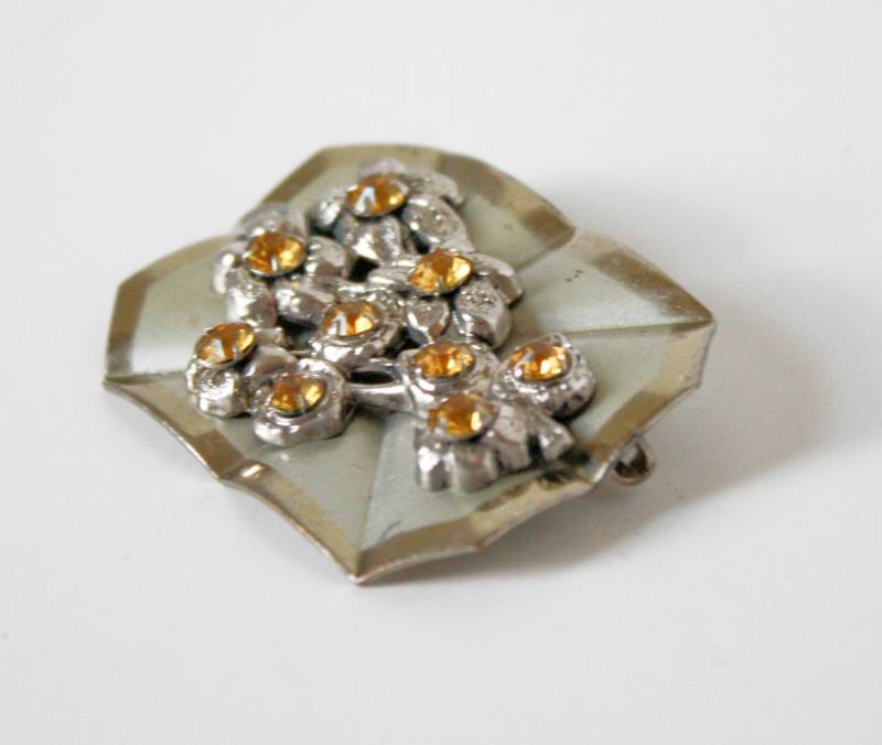 Vintage Rechteck Brosche Blumen Prong Set Gold Gelb Strass Goldene von TempleKatVintage