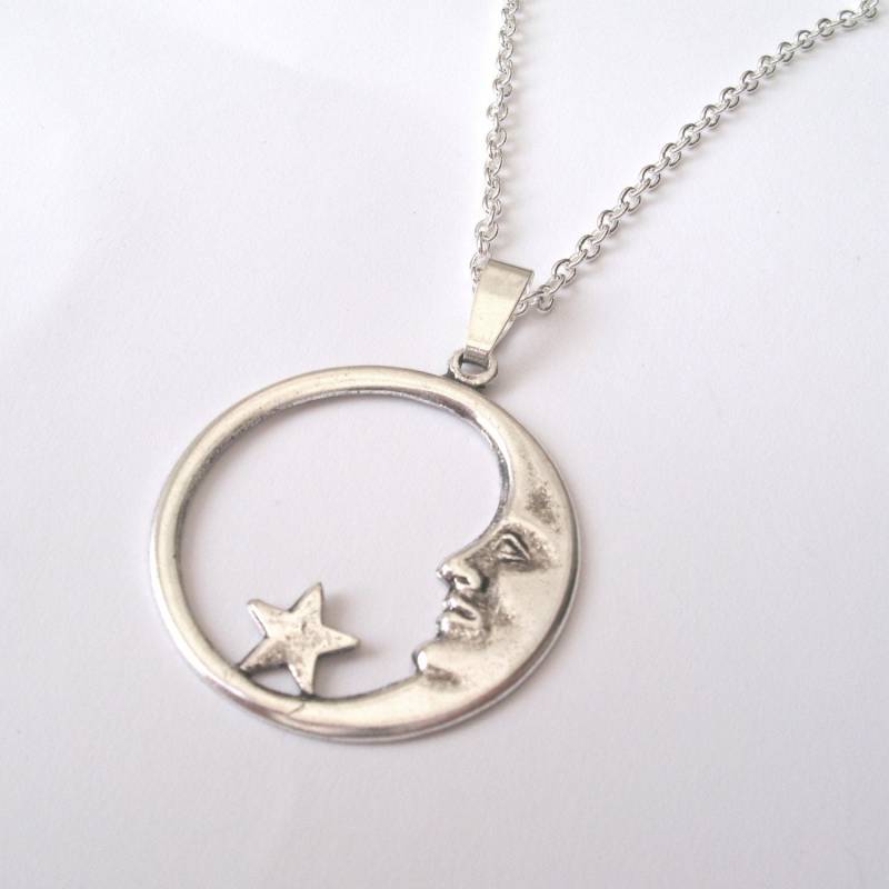 Mann Im Mond Gesicht Halskette, Versilbert Oder Sterling Silber Kette, Wählen Sie Ihre Länge von TemporalFlux