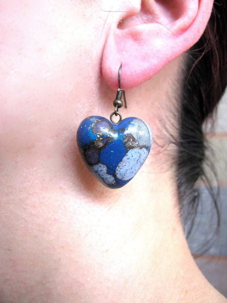 Blau Niedliche Ohrringe Einfache Boho Kleine Herz Geschenk Tropfen Baumeln Chunky von TemptedByArtJewelry
