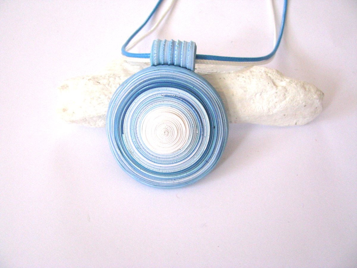 Boho Statement Halskette Hippie Schmuck Handgemachte Geschenk Ein Von Einer Art Strand Sommer Trend Blau von TemptedByArtJewelry