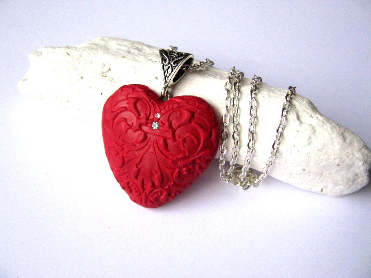 Herz Halskette Rote Geschenk Für Mama Liebe Muttertagsgeschenk Chunky Statement Halskette von TemptedByArtJewelry