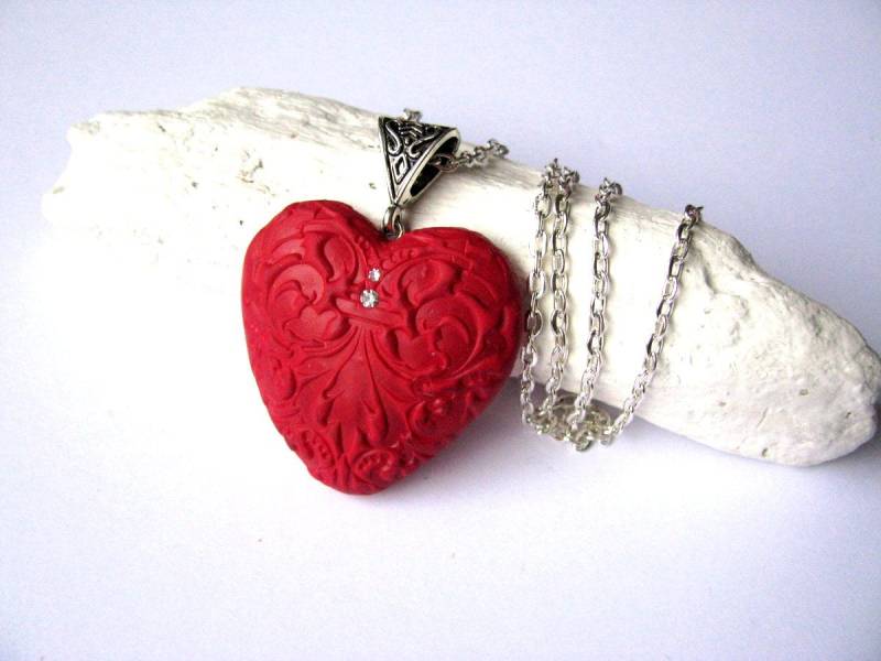 Herz Halskette Rote Geschenk Für Mama Liebe Muttertagsgeschenk Chunky Statement Halskette von TemptedByArtJewelry