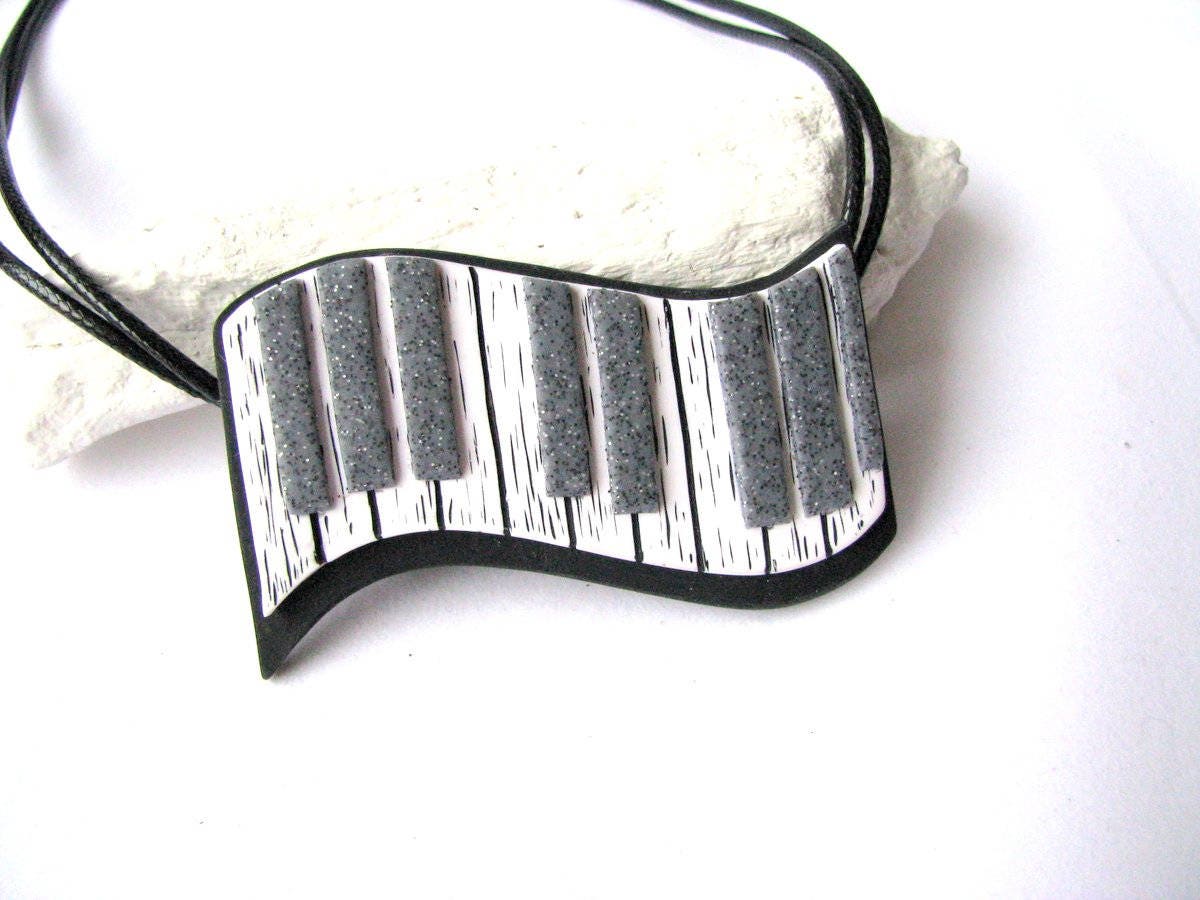 Musikliebhaber Geschenk, Musiker Musiklehrer Musik Liebhaber Klavier Halskette Keyboard Schmuck, Statement von TemptedByArtJewelry