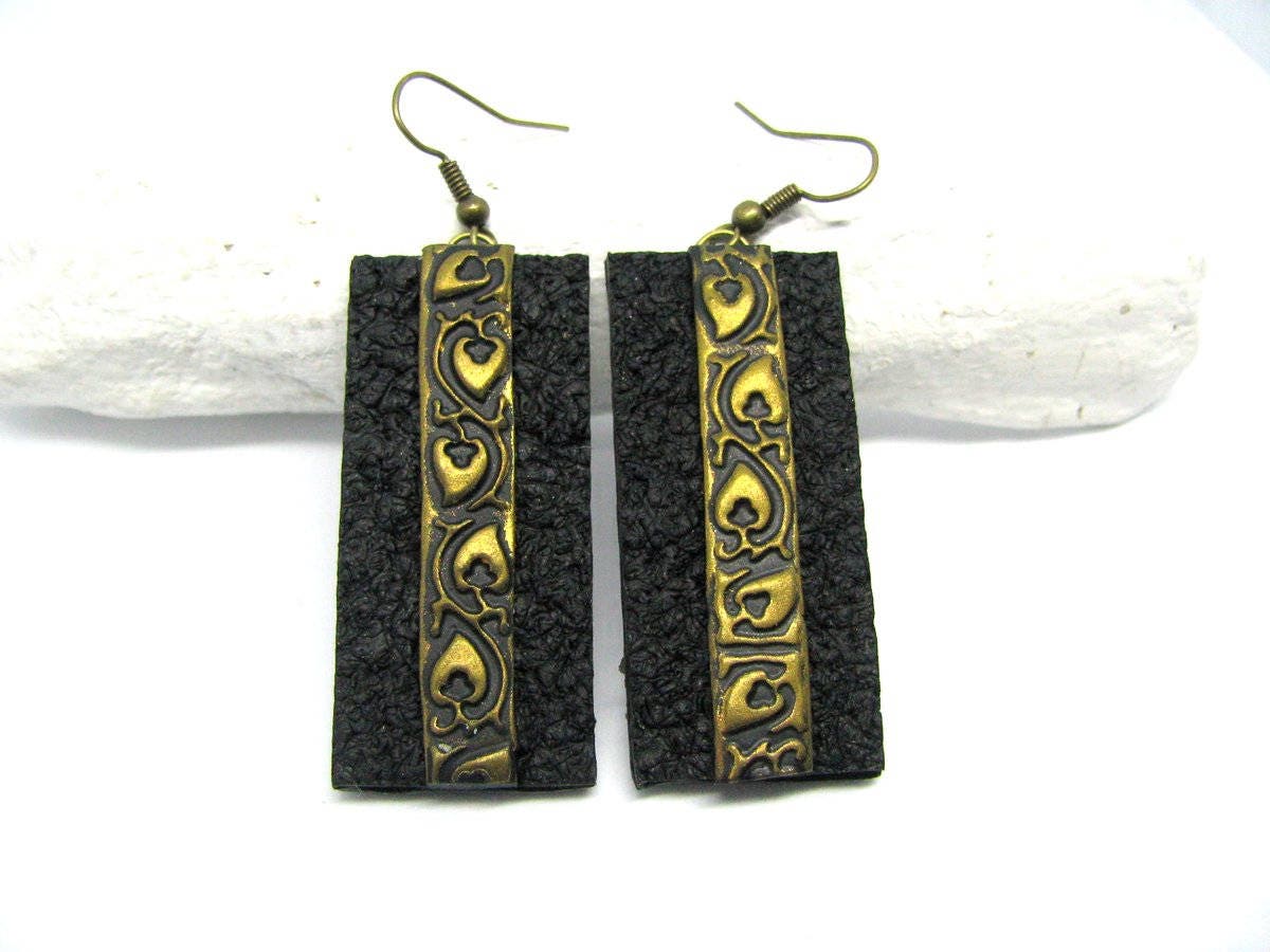 Schwarze Ohrringe Geschenk Statement Gothic Tropfen Schwarz Und Gold Ohrhänger Schmuck Für Sie Kleine von TemptedByArtJewelry