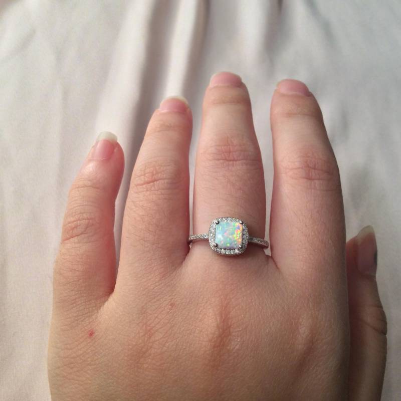 Opal Ring ~ Silber Quadrat Frauenring Geschenke Für Sie - Geschenkbox von TenFingersToWear