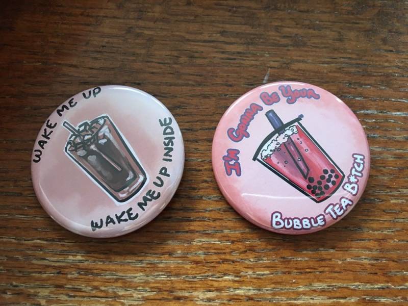 Iced Drink Stimmungen 2.25" Pins Iced Drink Stimmungen 2.25" Pins von TenLittleCats