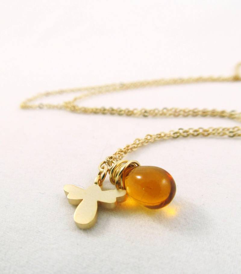 Kleine Honigtropfen Kette Mit Bienen Charm Kleine Honigtropfen Kette Mit Bienen Charm von TenRiversJewelry