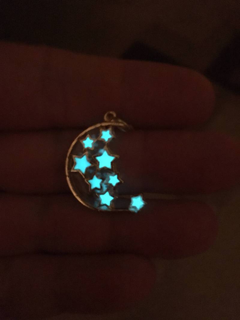 Atemberaubende Sternenklare Nacht Atemberaubende Sternenklare Nacht von TenaciousHopeGifts