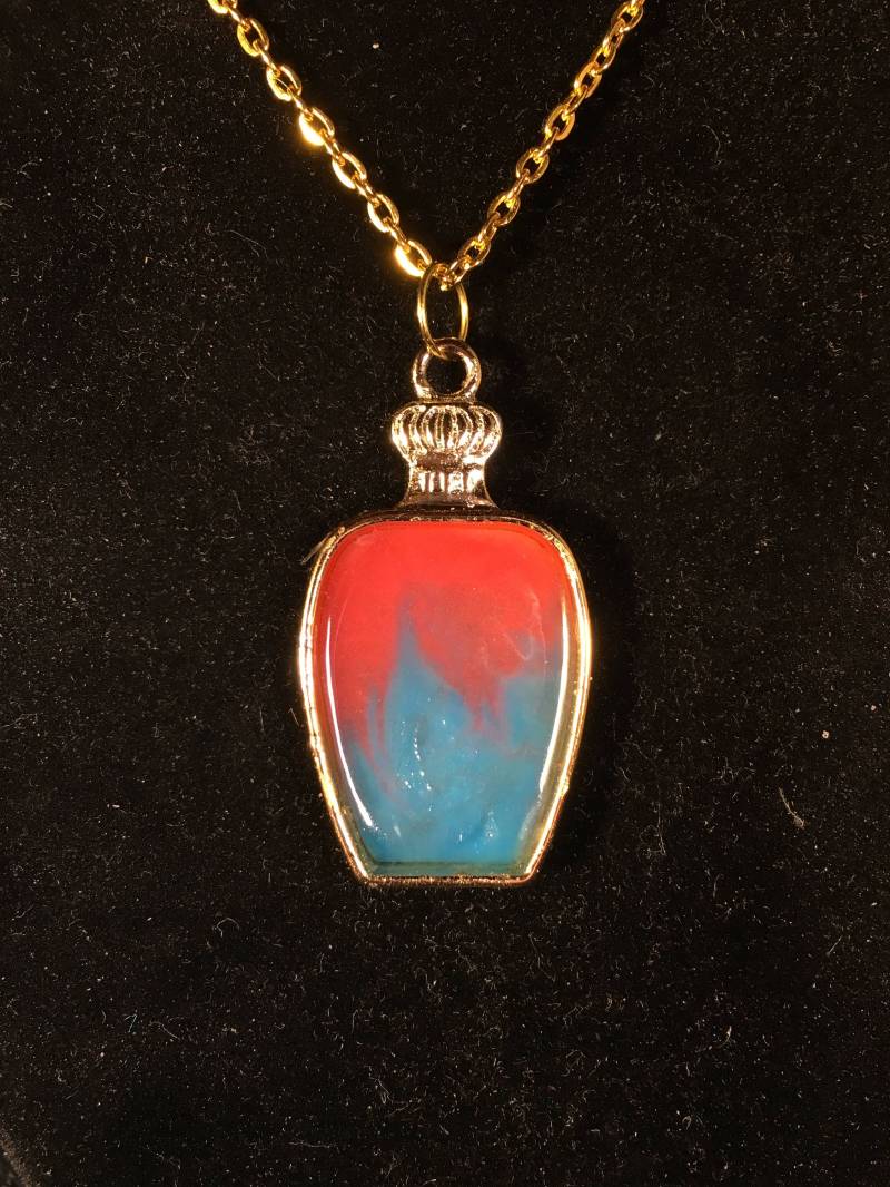 Es Leuchtet Es Leuchtet von TenaciousHopeGifts