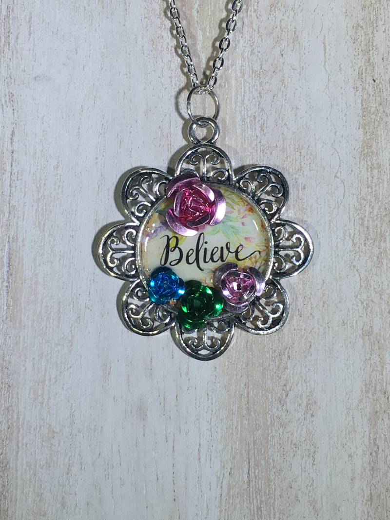 Glaube An Schönheit Glaube An Schönheit von TenaciousHopeGifts