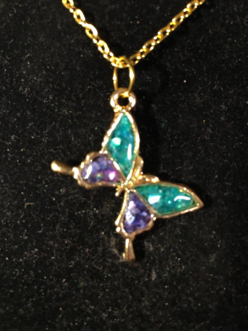 Schönheit Der Butter Flug Schönheit Der Butter Flug von TenaciousHopeGifts