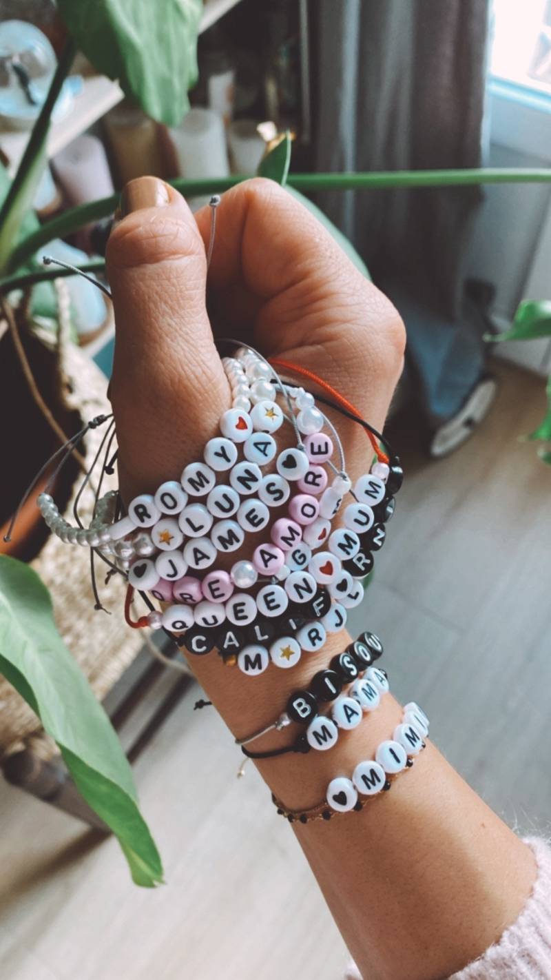Das Anpassbare Armband Weiche Worte in Hübschen Perlen Buchstaben Zarter Kaktus Handgefertigt La Rochelle Das Anpassbare Armband Weiche Worte in Hübschen Perlen Buchstaben Zarter Kaktus Handgefertigt La Rochelle von TendreCactus