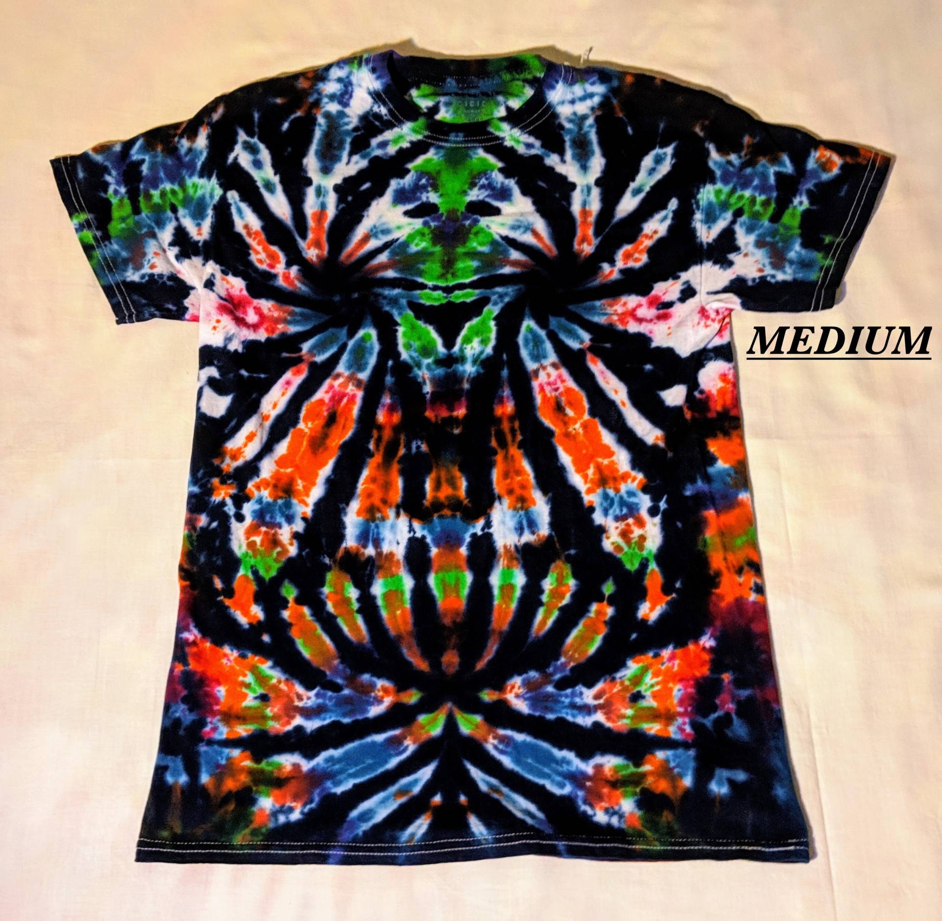 Doppelte Wirbel Tiedye T-Shirt Doppelte Wirbel Tiedye T-Shirt von TennesseeTieDyeArt