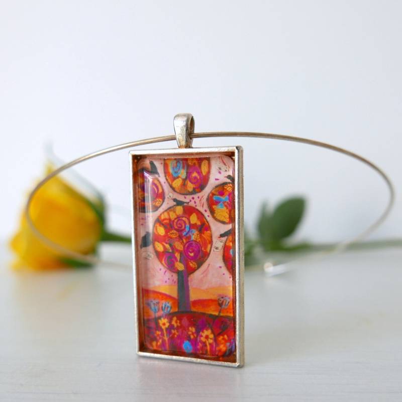 Herbst Baum Anhänger Halskette, Handgemachter Blumen Anhänger, Burgund Braun Naive Kunst Schmuck Herbst Baum Anhänger Halskette, Handgemachter Blumen Anhänger, Burgund Braun Naive Kunst Schmuck von TeodoraPainting