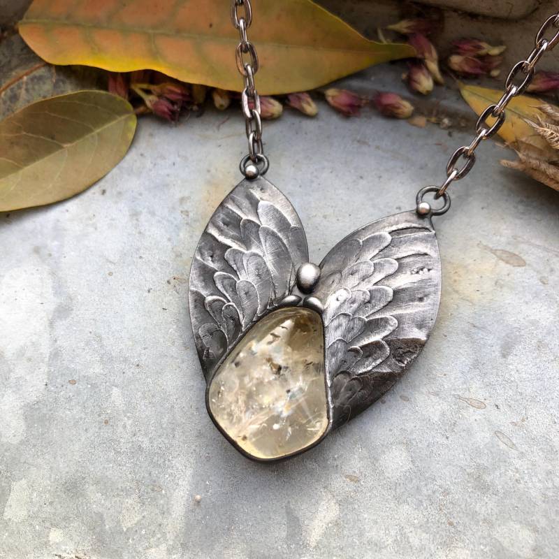 Angel Handmade Original Art Citrin Halskette Auf Metallkette von TerezaOJewelry