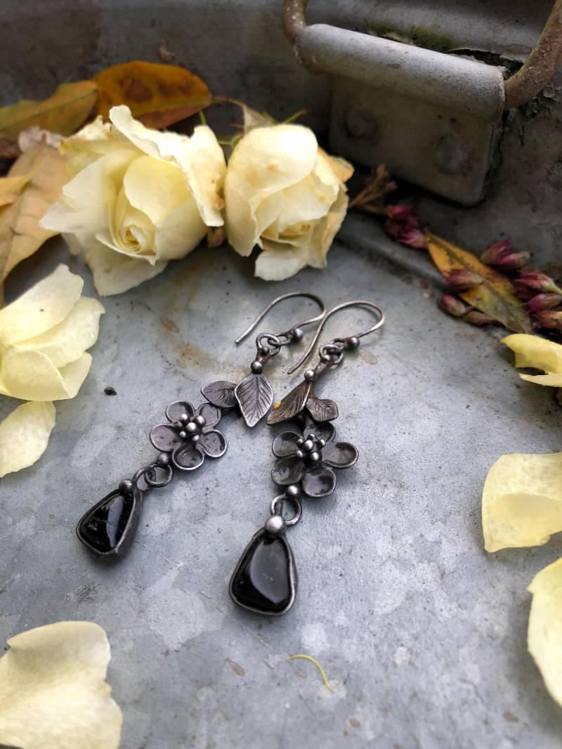 Handgemachte Kunst Ohrringe Silber Huck Turmalin von TerezaOJewelry
