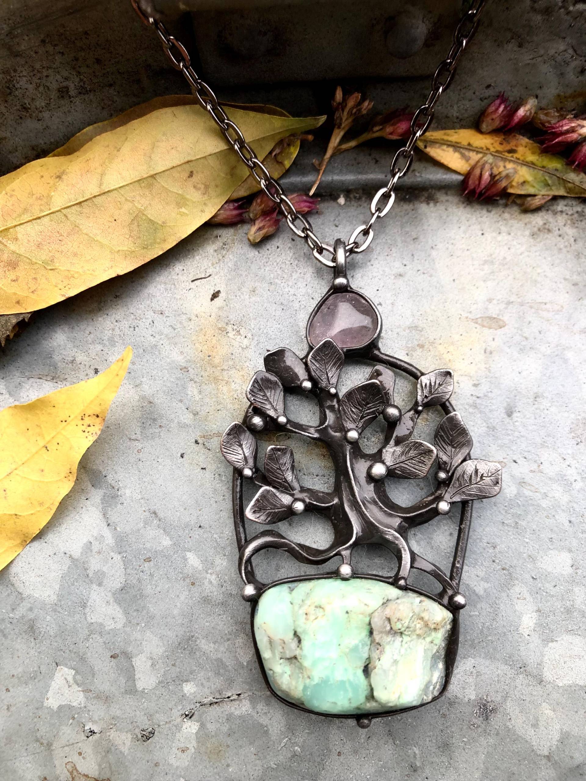 Handgemachte Original Art Chrysopal Kristall Halskette Auf Metallkette von TerezaOJewelry