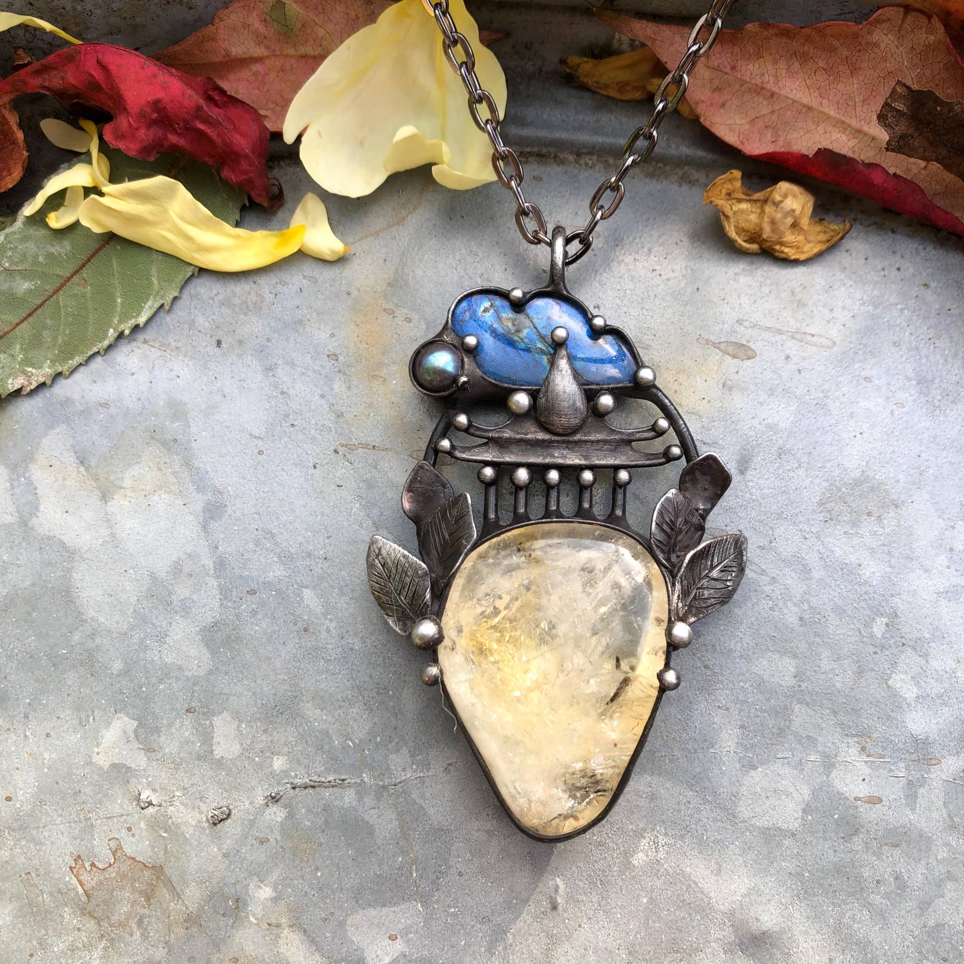 Handgemachte Original Art Citrin Labradorite Perlenhalskette Auf Metallkette Handgemachte Original Art Citrin Labradorite Perlenhalskette Auf Metallkette von TerezaOJewelry