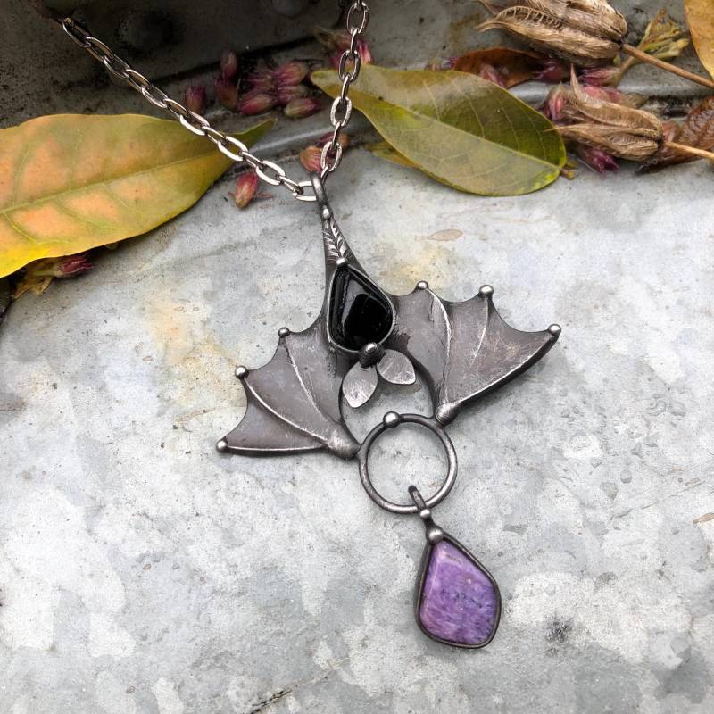 Handgemachte Original Art Tormaline Charoit Halskette Auf Metallkette von TerezaOJewelry