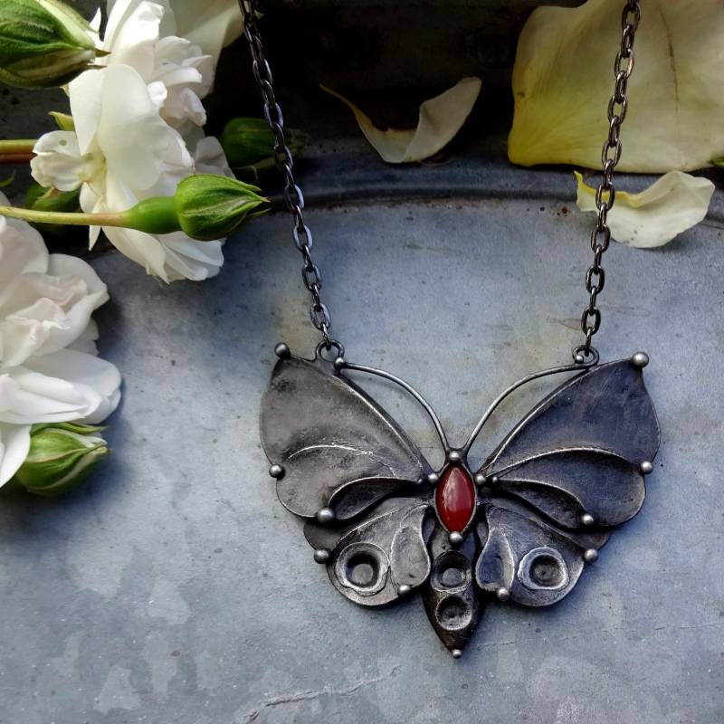 Handgemachte Original Kunst Carneol Halskette Auf Metallkette von TerezaOJewelry