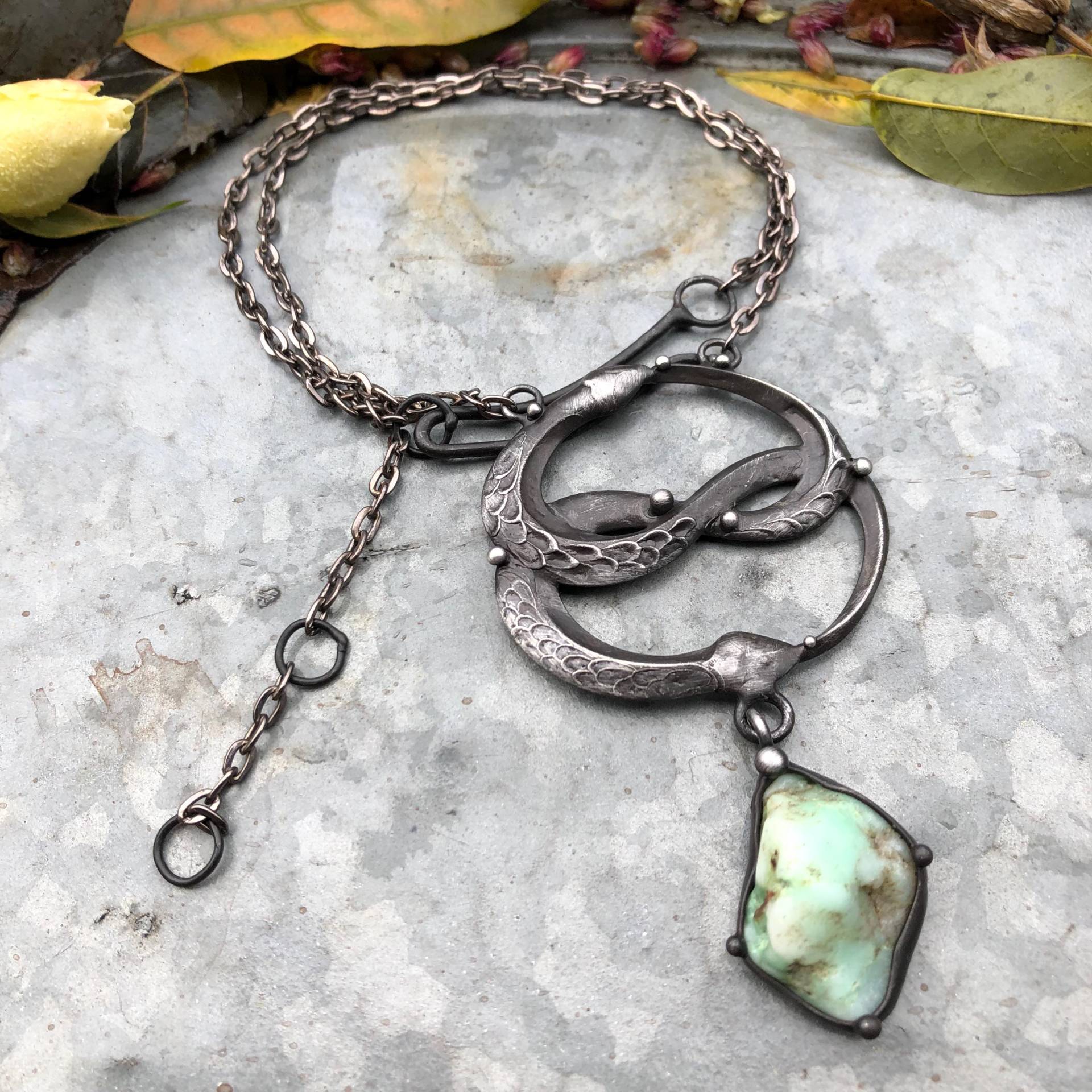 Reserviert Handgemachte Original Art Chrysopal Halskette An Handgemachter Metallkette von TerezaOJewelry