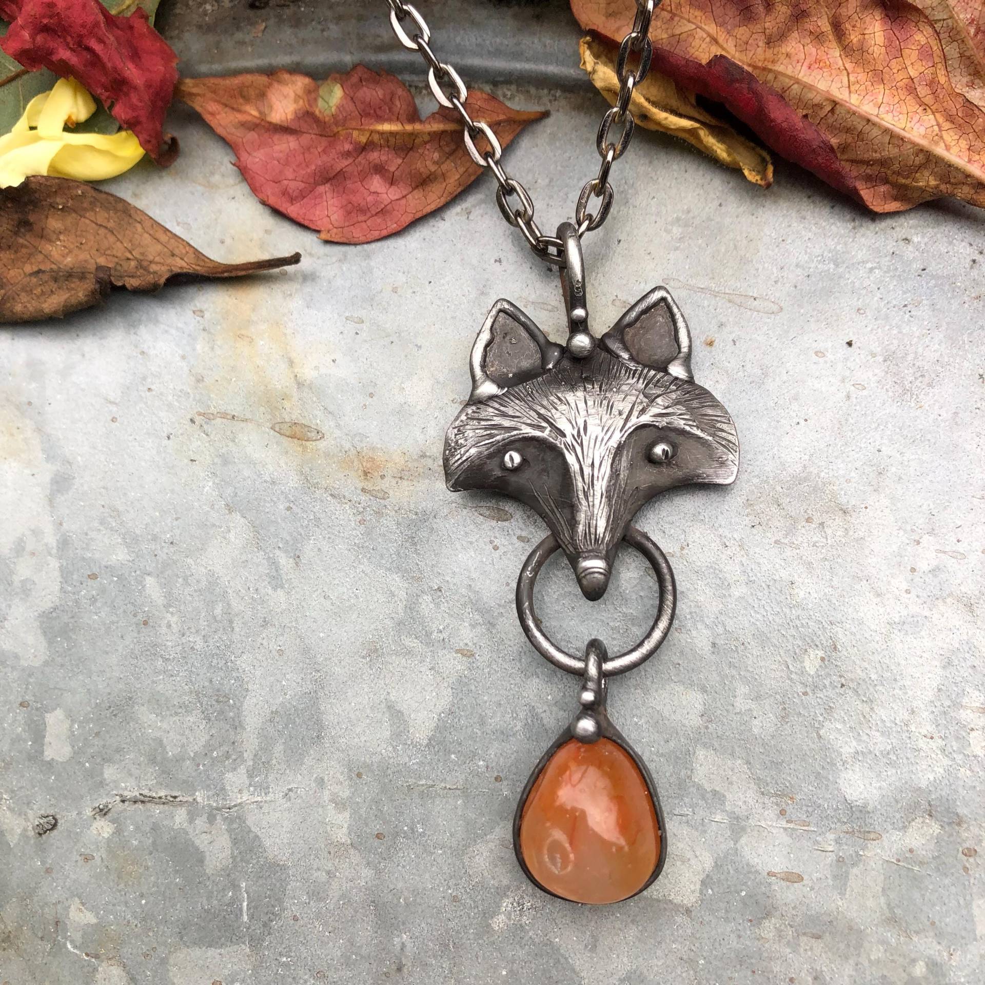 Reserved Fuchs Handgemachte Original Art Karneol Halskette Auf Metallkette Reserved Fuchs Handgemachte Original Art Karneol Halskette Auf Metallkette von TerezaOJewelry