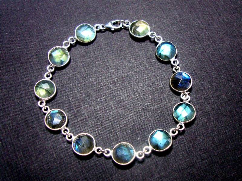 Natürliche Labradorit Sterling Silber Armband, Blinkend Natürliche Labradorit Sterling Silber Armband, Blinkend von TerraFinds