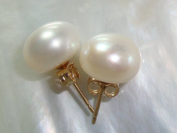 Natürliche Perle Stud, Große Lustrous Pilz Echte 8-8, 5 Mm Aaa Süßwasserperlen Ohrstecker von TerraFinds