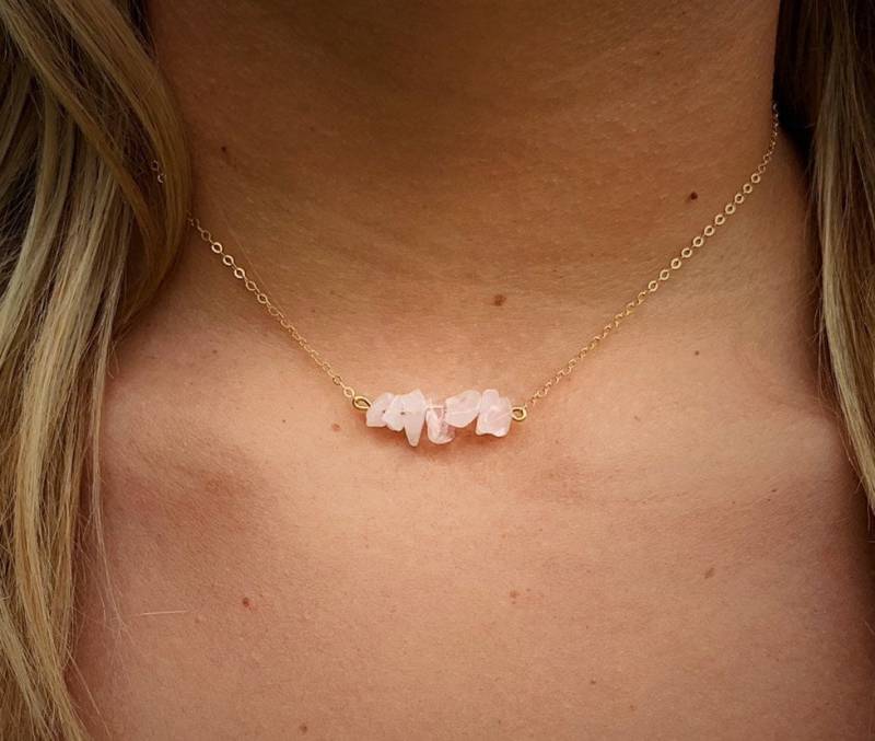 24K Gold Fill Crystal Bar Halskette/Kristall Chip Heilkristall Hypoallergene Filled Kette 24K Gold Fill Crystal Bar Halskette/Kristall Chip Heilkristall Hypoallergene Filled Kette von TerrestrialTreasure