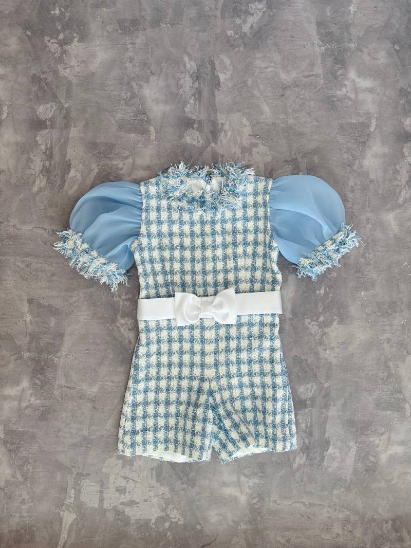 Mädchen Hellblauer Tweed-strampler Organza-Ärmel Mädchen Hellblauer Tweed-strampler Organza-Ärmel von TerskikhDesigner