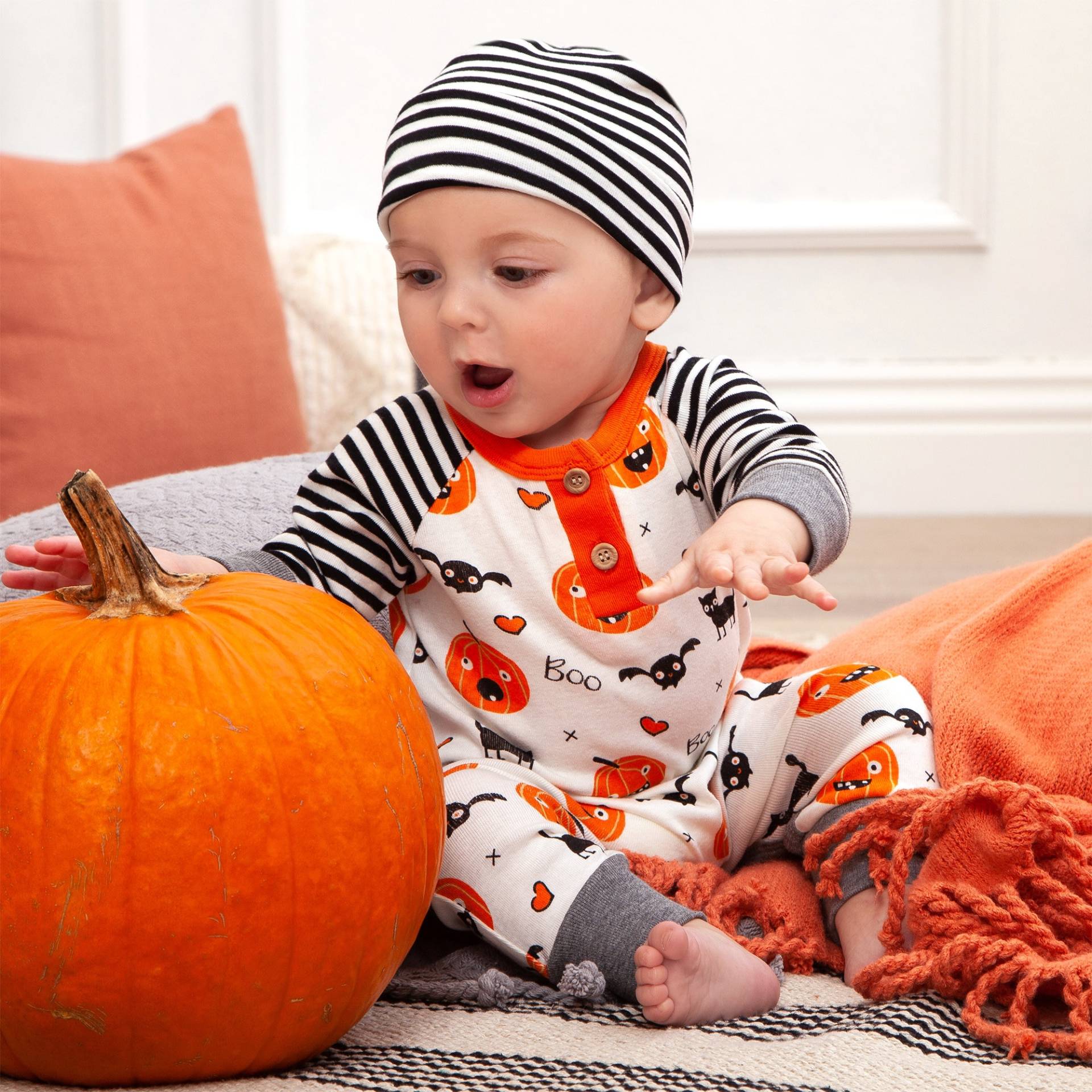 Baby Halloween Outfit - Bambus Baumwollmischung Kürbis Print Strampler Mit Optionalem Hut Oder Stirnband von TesaBabe