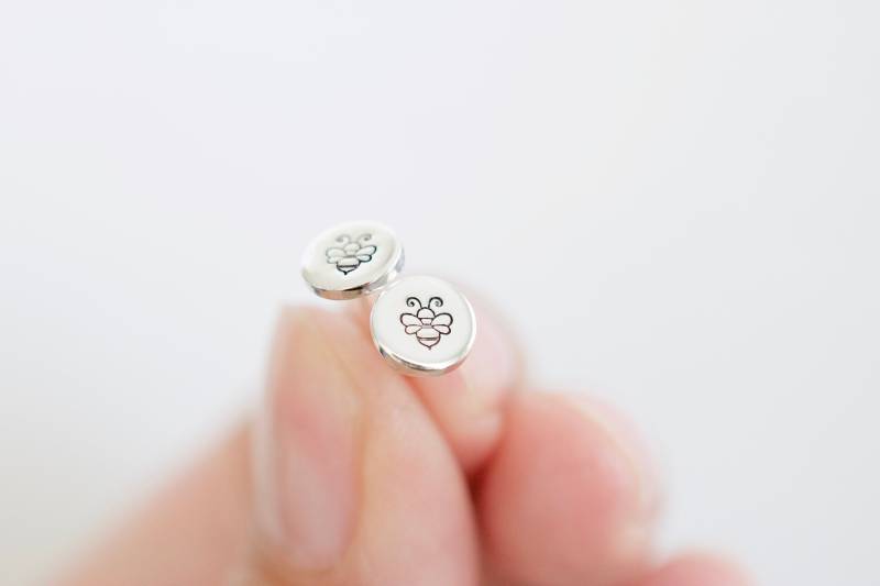 Biene Ohrringe - Benutzerdefinierte Sterling Hummel Schmuck von TesoroJewelry
