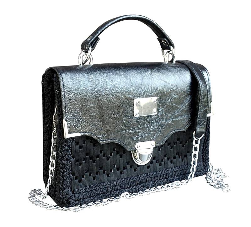 Classic Small Black Genuine Leather Handbag.lacquered Shoulder Bag With Embroidery Pattern.handmade Designer Bag.single Copy von TessTaschen