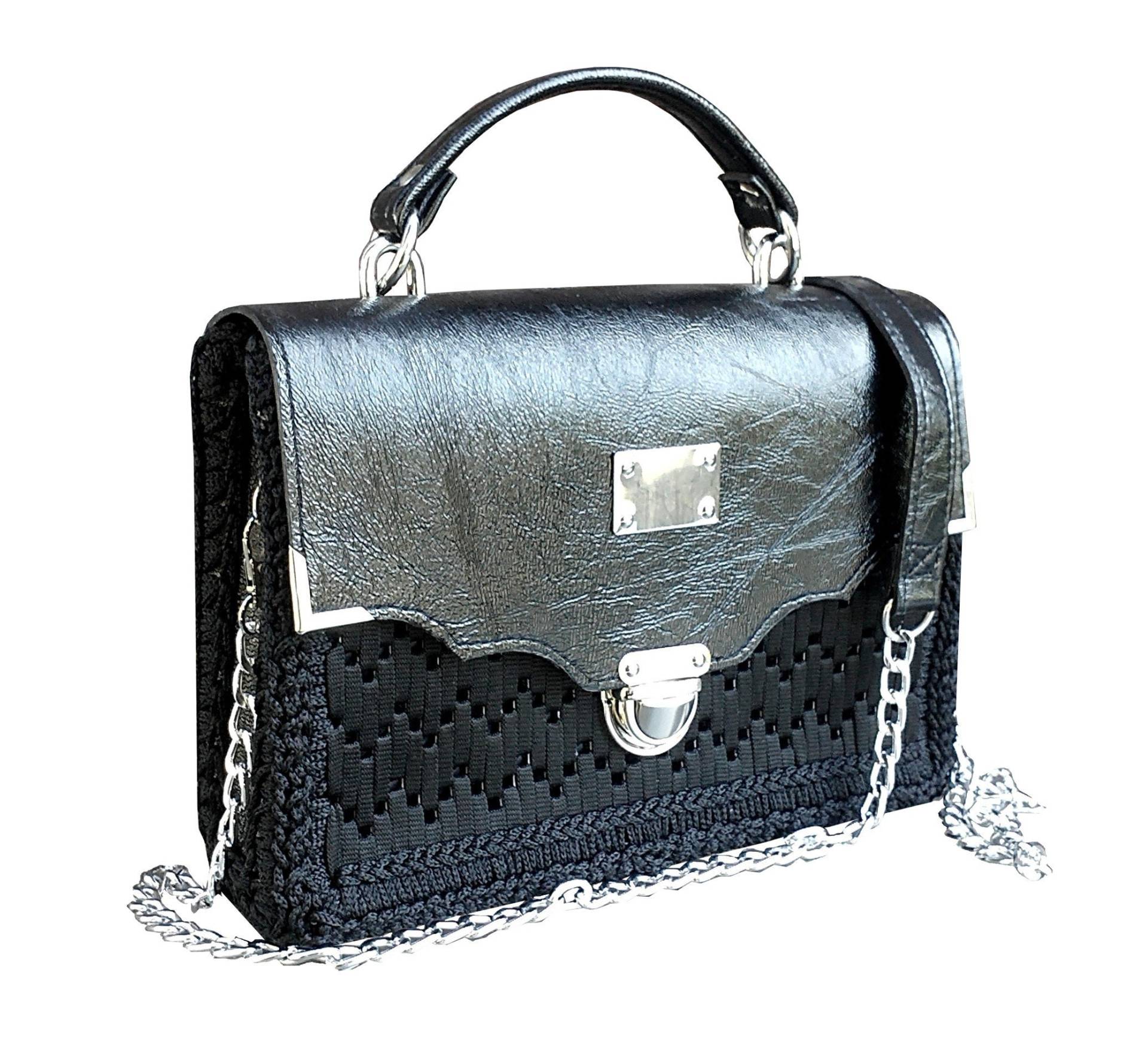 Classic Small Black Genuine Leather Handbag.lacquered Shoulder Bag With Embroidery Pattern.handmade Designer Bag.single Copy Classic Small Black Genuine Leather Handbag.lacquered Shoulder Bag With Embroidery Pattern.handmade Designer Bag.single Copy von TessTaschen